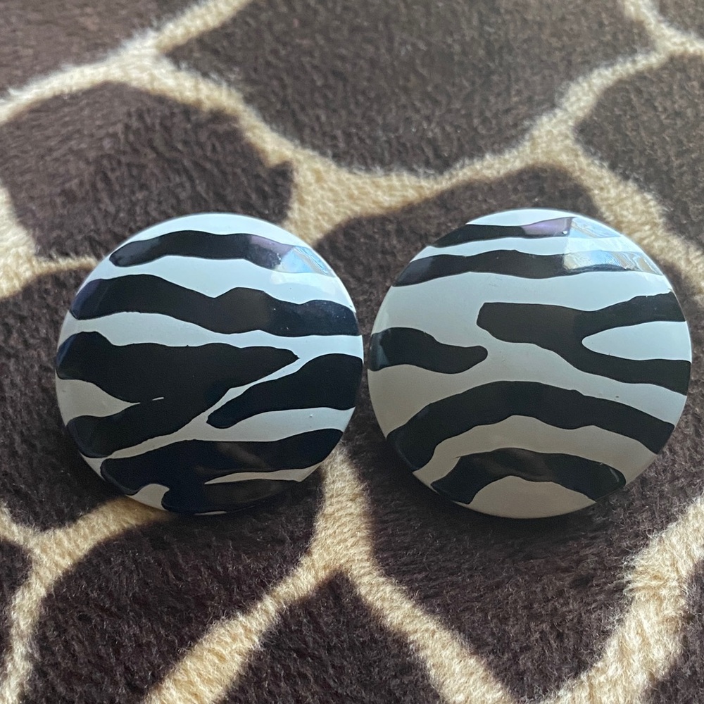 Vintage 80’s Zebra Print Button Earrings